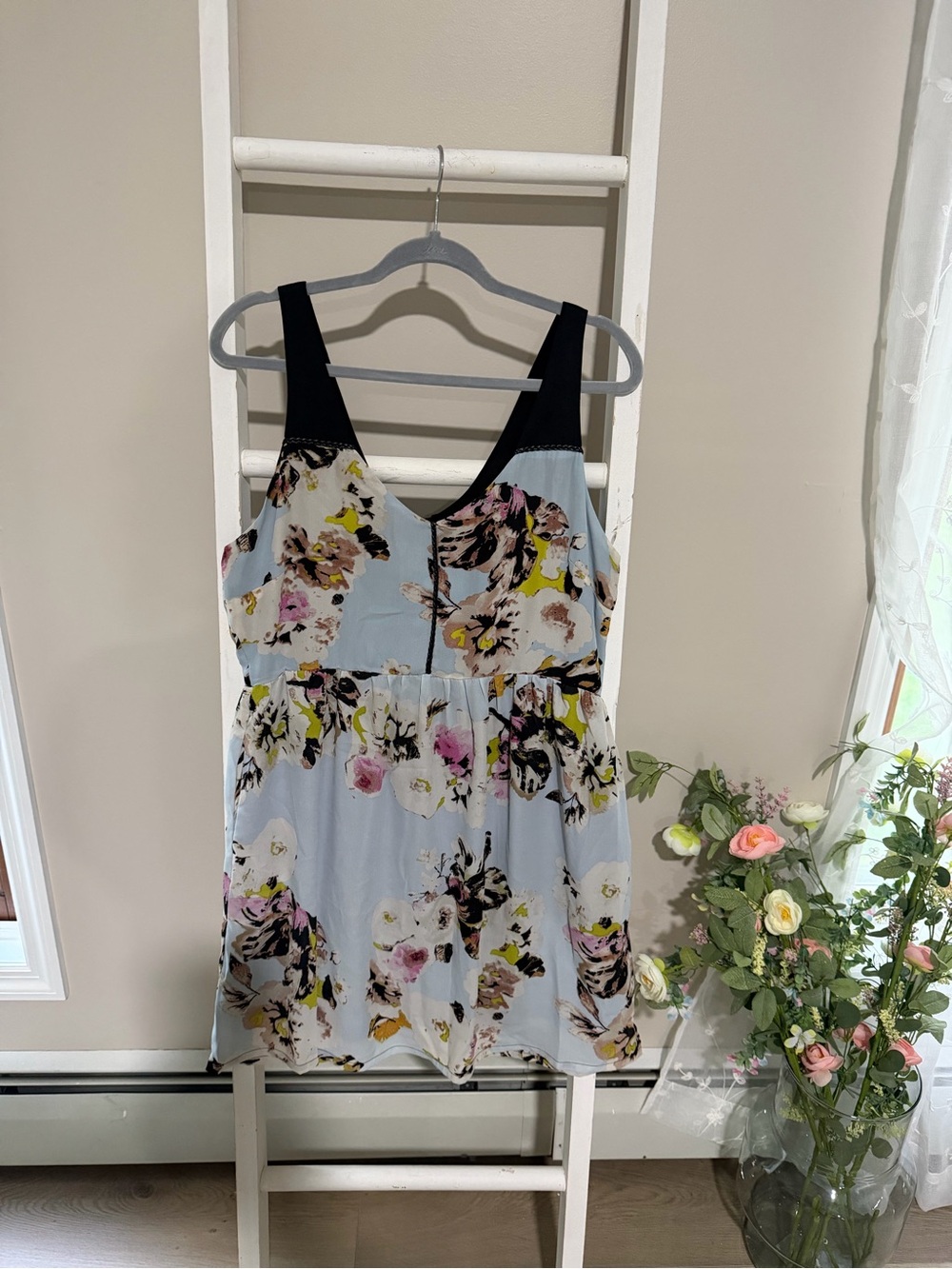 Dex Floral Mini Dress in Light Blue and Black